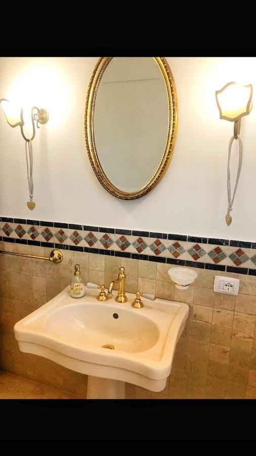 N&M Dimora Carrieri Luxury Bed & Breakfast Monopoli Exterior photo