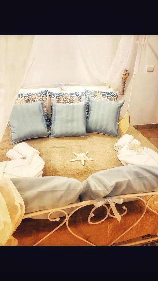 N&M Dimora Carrieri Luxury Bed & Breakfast Monopoli Exterior photo